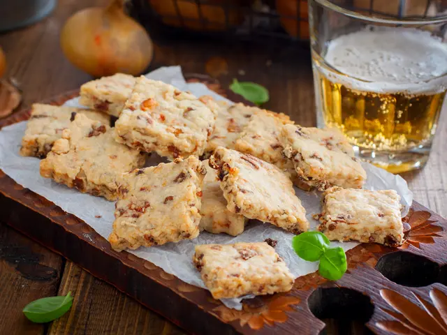 Cocktails, Cookies, and Kisses Package