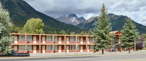 Canadas Best Value Inn & Suites Fernie